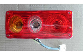 Фонарь задних огней трех-цветный CDM855 95х65